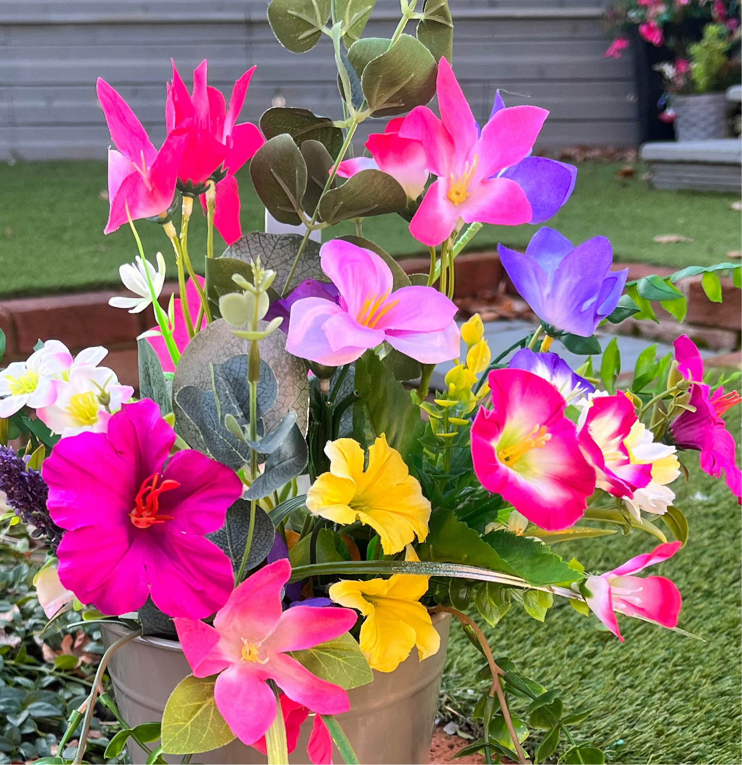 Single hanging Planters