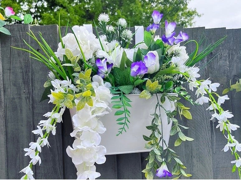 Twin hanging Planters