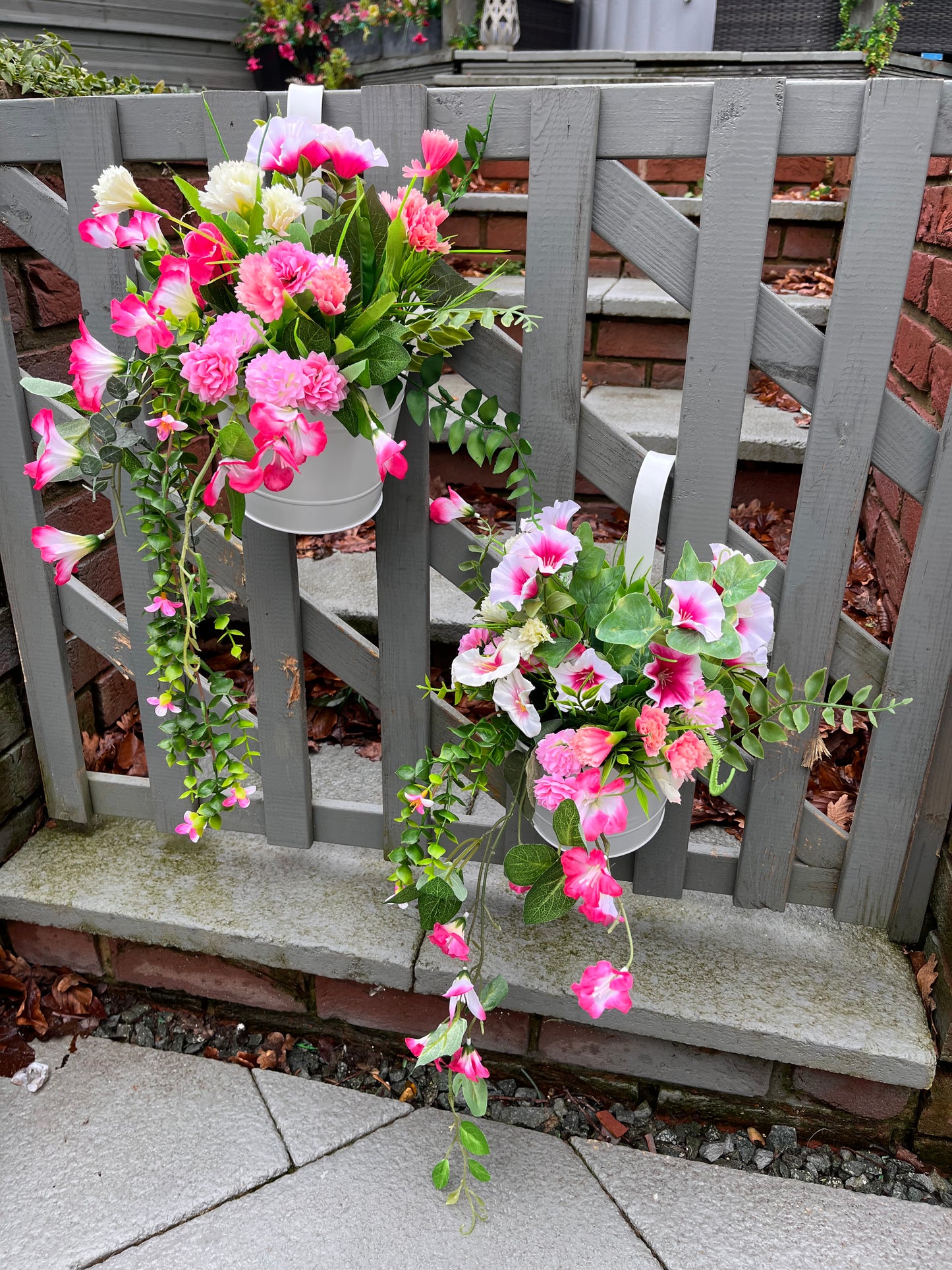 Single hanging Planters